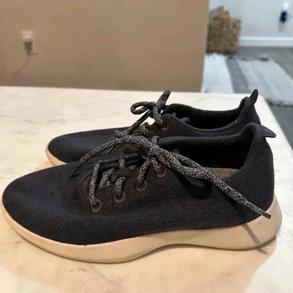 ALLBIRDS WOOL SNEAKERS - Picture 1 of 6